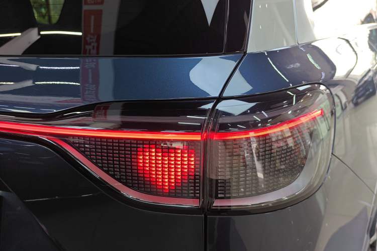 Used Hima AITO M9 2024 Range-Extended Ultra Version 42 kWh 6-Seater Model