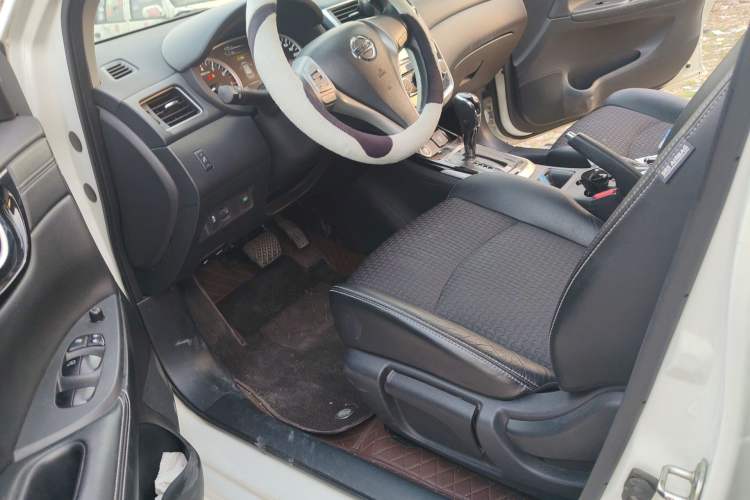 Used Nissan Tiida 2016 1.6L CVT Smart Drive Edition Driver Seat