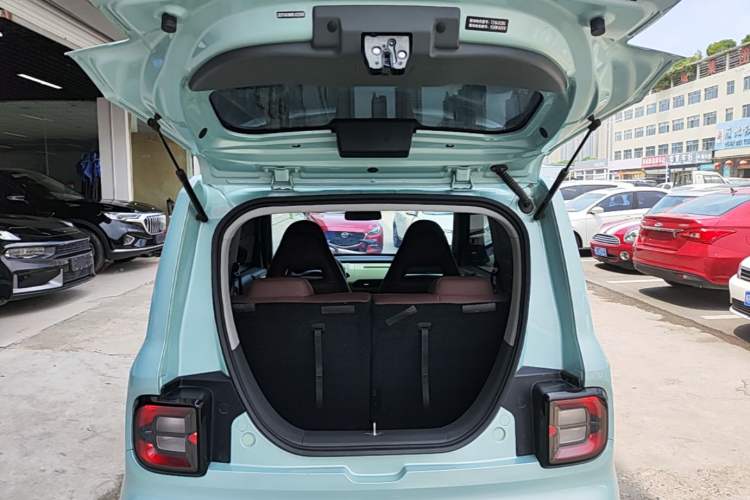 Used Geely Galaxy Panda 2024 Facelifted Panda Mini 200km Dragon Edition