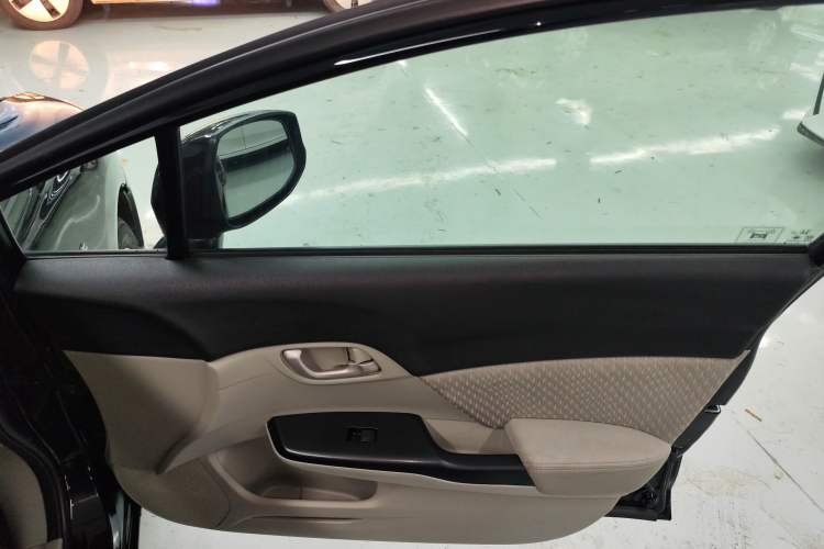 Used Honda Civic 2014 1.8L automatic comfort version