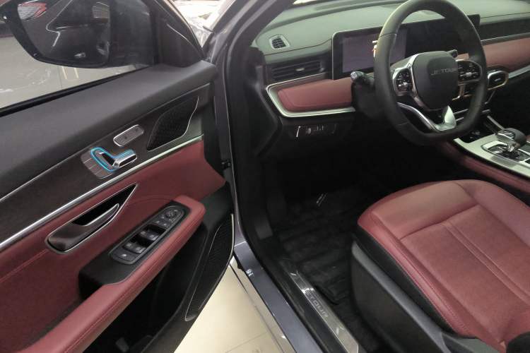 Used JETOUR X70 PLUS 2025 Champion Edition 1.5T DCT Champion MAX+ 7-Seater