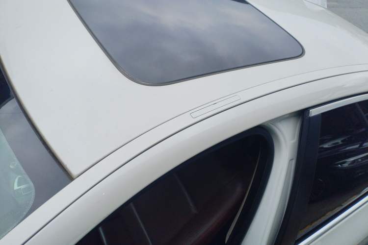 Used BMW 5 Series 2014 520i Elegant Edition Roof