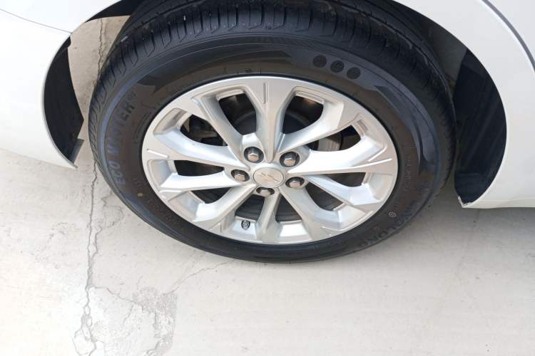 Used Chevrolet Monza 2023 1.5L Dual-Clutch Enjoyment Edition Right Rear Wheel Hub