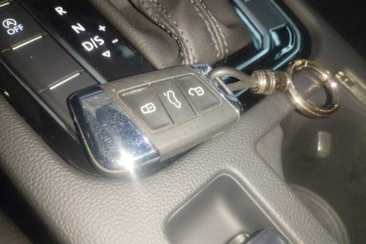 Used Volkswagen FAW-Volkswagen CC 2023 380TSI Striking Edition
