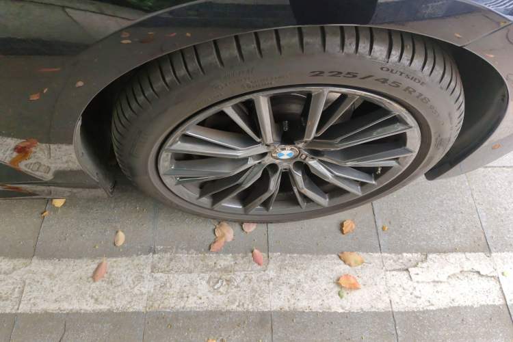 Used BMW 3 Series 2021 325Li M Sport Shadowline Package
