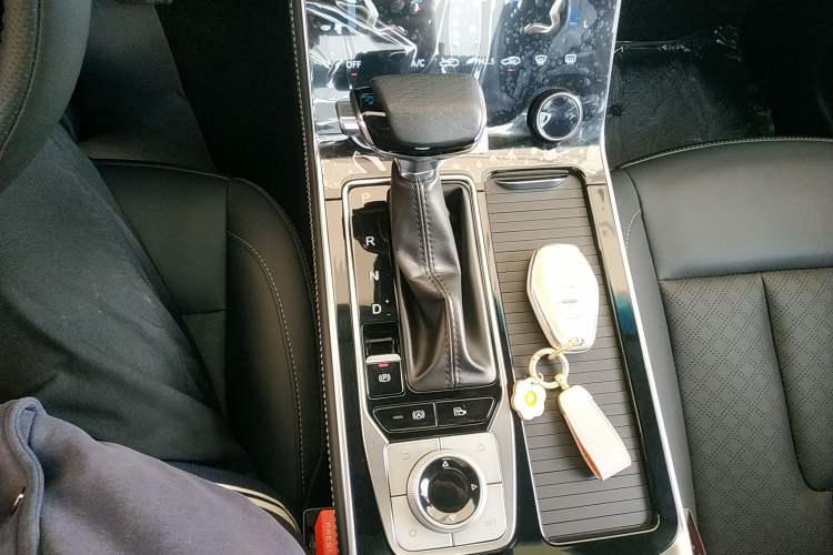 Used JETOUR X90 2020 1.6T DCT Shadow Edition 7-Seater
