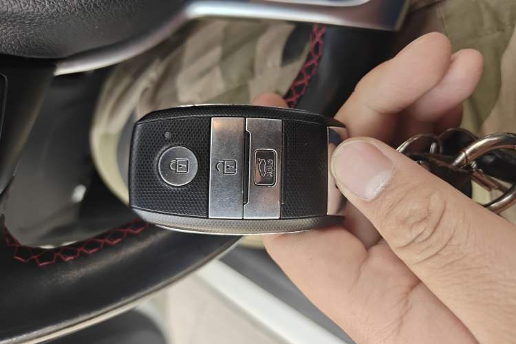 Used Kia KX Cross 2018 1.6L Automatic Dynamic Sunroof Version Vehicle Key