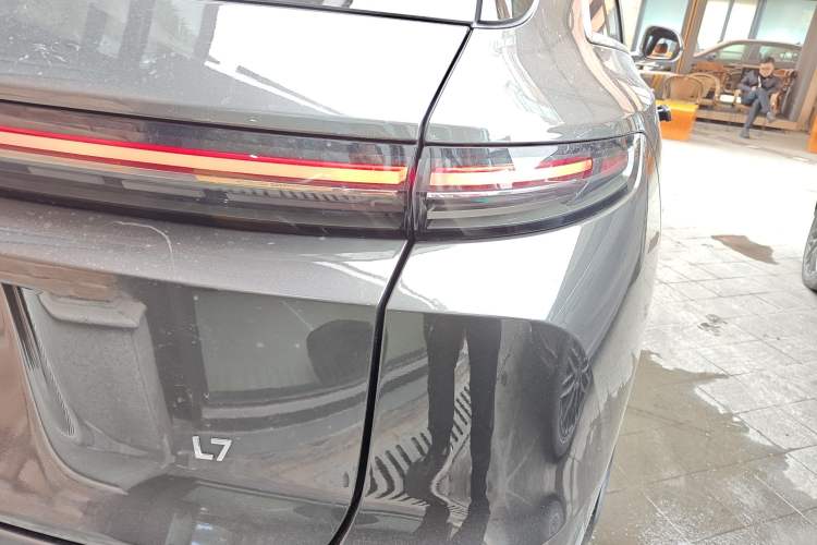 Used Li Auto L7 2024 MAX Model Right Rear Taillight