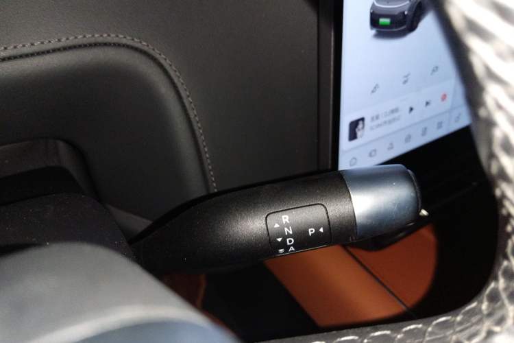 Used Li Auto L8 2023 Pro Model
