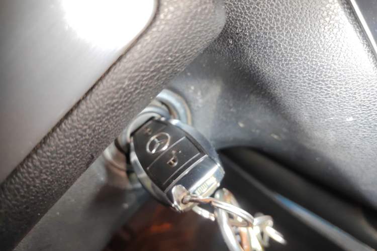 Used Mercedes-Benz R-Class 2014 R 320 4MATIC Business Model
