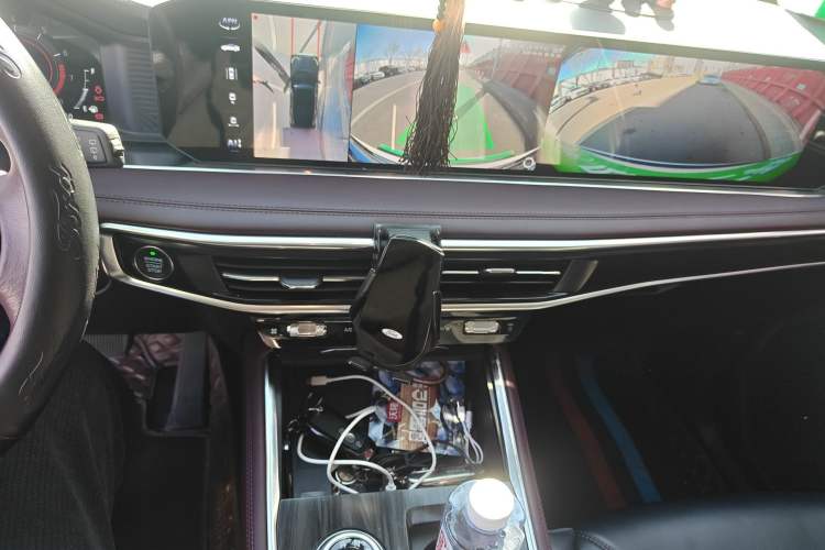 Used Ford Explorer 2023 EcoBoost 285 Four-Wheel Drive Titanium Edition 6 Seats
