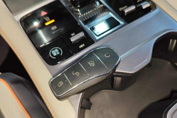 Used BYD Song PLUS New Energy 2023 Champion Edition DM-i 110KM Flagship Model Interior 1