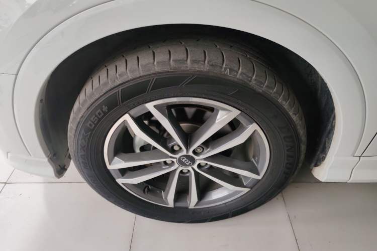 Used Audi Q3 2021 35 TFSI Progressive Dynamic Edition Left Front Wheel Hub