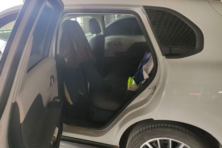 Used Leapmotor B10 2025 510 Joyful Edition Left Rear Seat