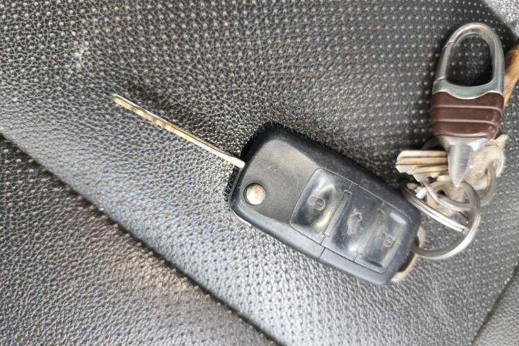 Used Geely Auto Classic Emgrand 2013 Hatchback 1.5L Manual Entry-Level Model