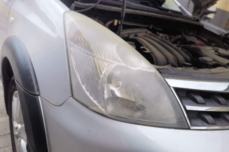 Used Nissan Livina 2010 Jingrui Edition 1.6L Manual Standard Model Right Front Headlight