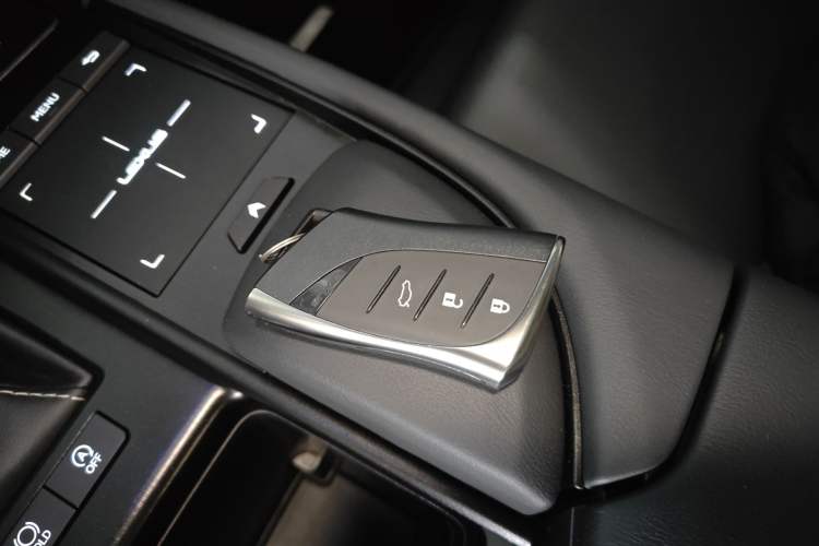 Used Lexus ES 2020 200 Excellence Edition