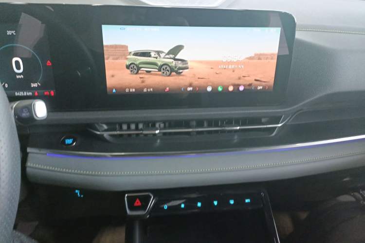 Used Ford Equator Sport New Energy 2025 Luxury Plus Version Audio And AC Panel