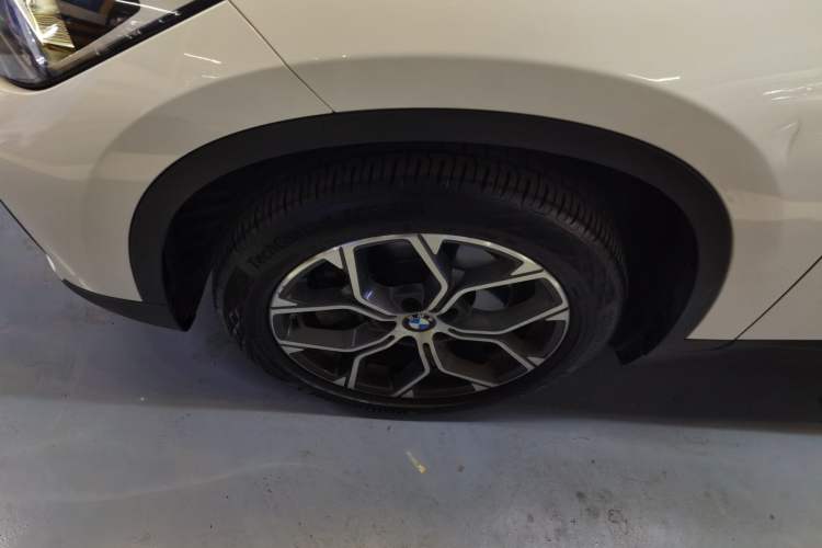 Used BMW X1 2020 sDrive25Li Leading Model
