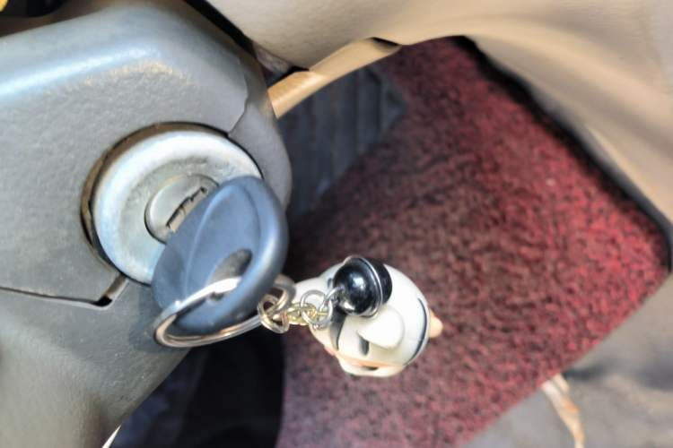 Used FAW Xiali 2012 N3 1.0L Hatchback – Practical Model