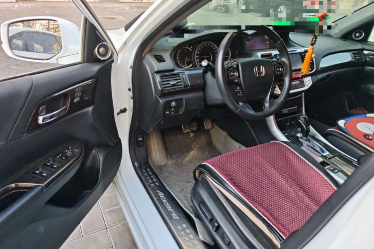 Used Honda Accord 2014 3.0L EXLN Flagship Edition Driver Seat