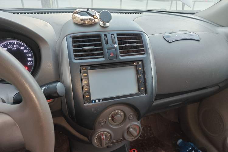 Used Nissan Sunny 2011 1.5XL Manual Deluxe Edition