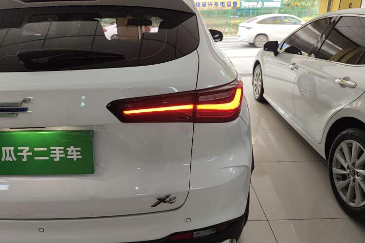 Used CHANGAN OSHAN X5 2021 1.6L CVT Comfort Model Right Rear Taillight