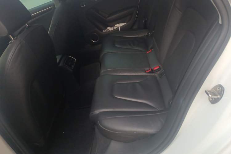 Used Audi A4L 2016 35 TFSI Collection Edition S line Comfort Model
