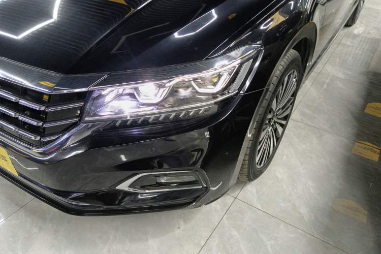 Used Volkswagen Passat 2020 Revised Version 330TSI Luxury Edition China VI Standard