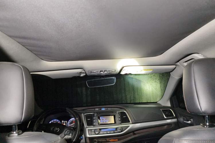 Used Toyota Highlander 2018 2.0T Four-Wheel Drive Luxury Version 7 Seats China VI Standard