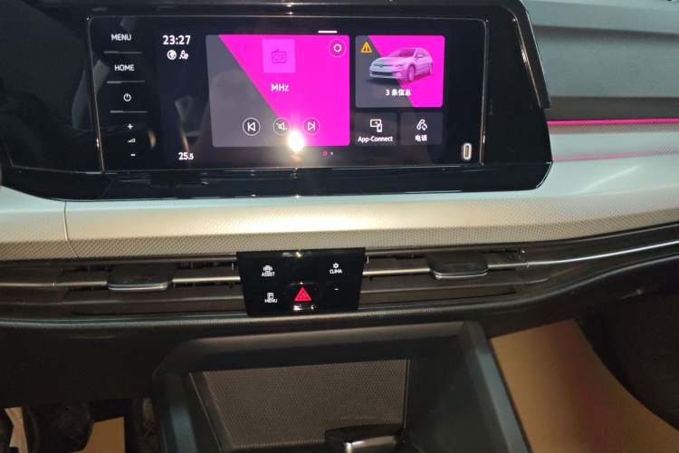 Used Volkswagen Golf 2023 280TSI DSG Pro Audio And AC Panel