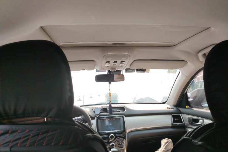 Used Haval H2 2016 Red-Label 1.5T Automatic Two-Wheel Drive Luxury Model