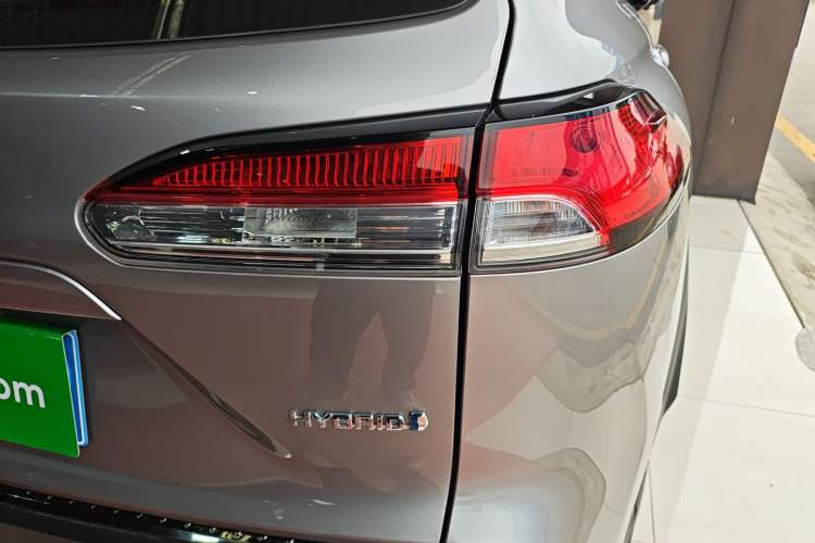 Used Toyota Corolla Cross 2023 Dual-Motor 2.0L Elite Edition Exterior 3