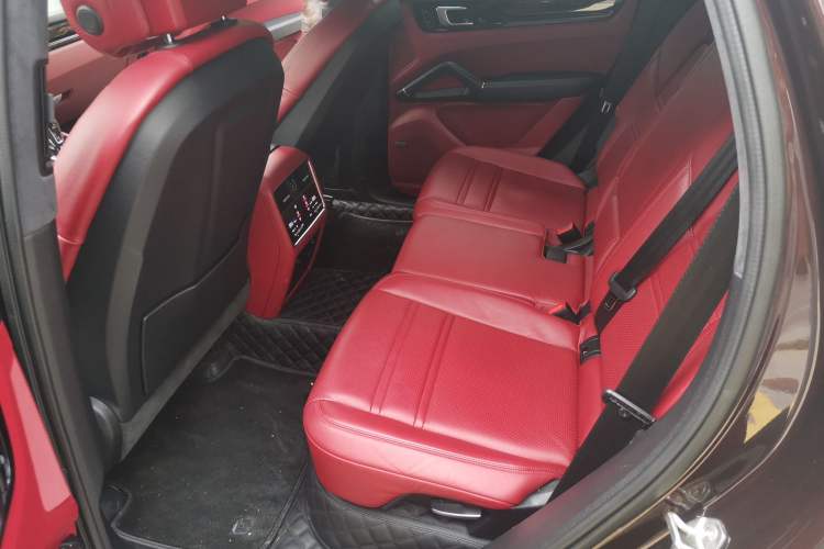 Used Porsche Cayenne E-Hybrid 2021 Cayenne E-Hybrid 2.0T
