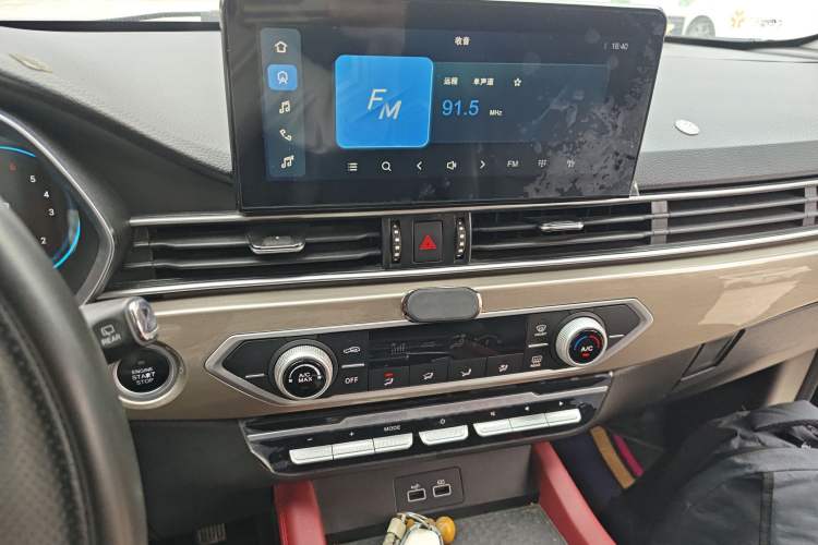 Used JETOUR X70 2023 1.5T DCT Beyond PRO Edition 7 Seats
