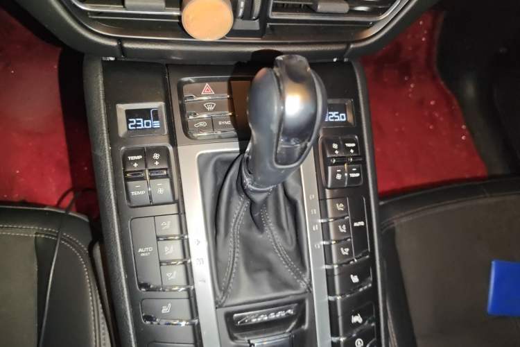 Used Porsche Macan 2021 Macan 2.0T