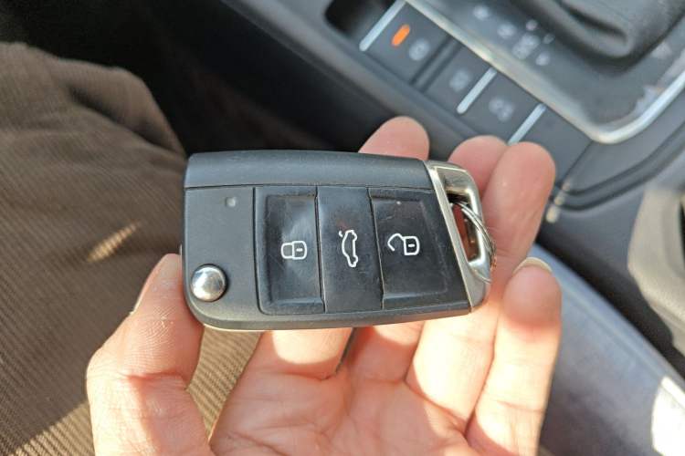 Used Volkswagen Bora 2021 1.5L Automatic Fashionable Smart Connectivity Version
