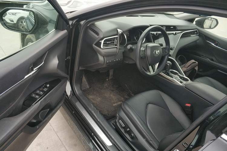Used Toyota Camry 2019 2.0G Luxury Edition China VI Standard
