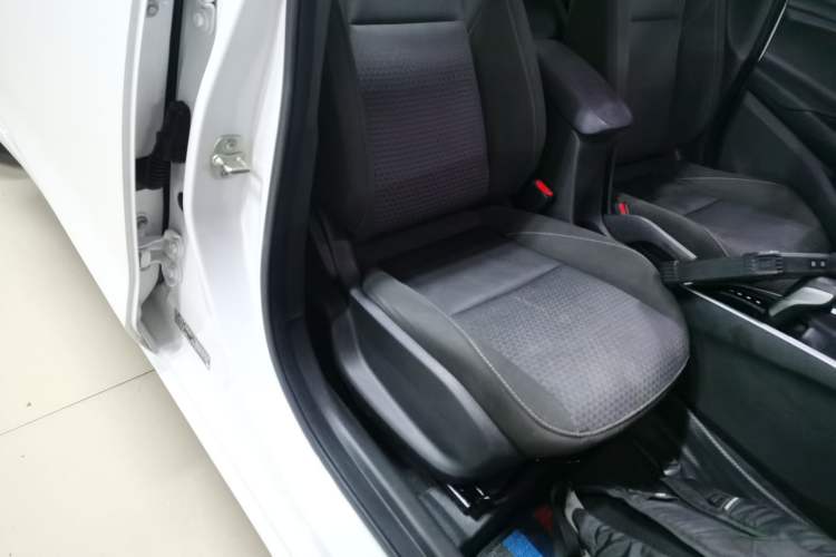 Used Chevrolet Cavalier 2021 325T Automatic Enjoyment Edition
