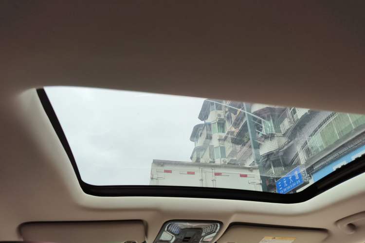 Used CHANGAN CS85 COUPE 2019 2.0T Automatic Smart Version China VI Standard
