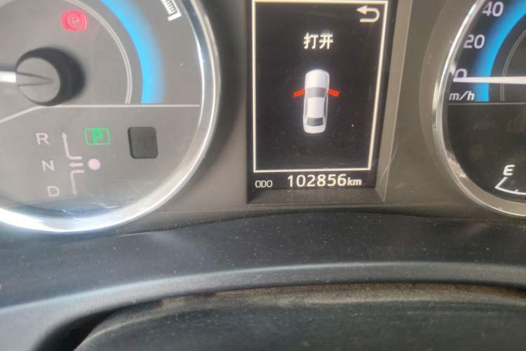 Used Toyota Levin 2017 Revised Dual-Engine 1.8H GS E-CVT Elite Sunroof Version China V Standard