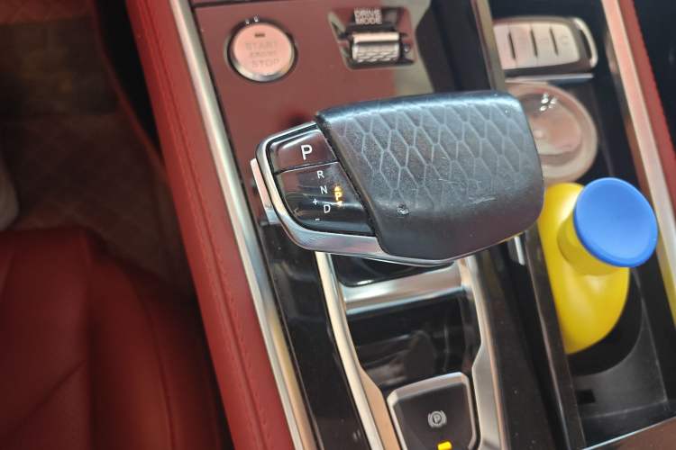 Used CHANGAN CS85 COUPE 2019 1.5T DCT Luxury Version China VI Standard
