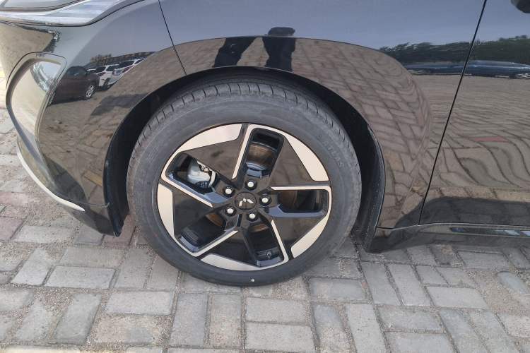 Used Wuling Xingguang 2024 Co-Creation Edition 510 Advanced Model
