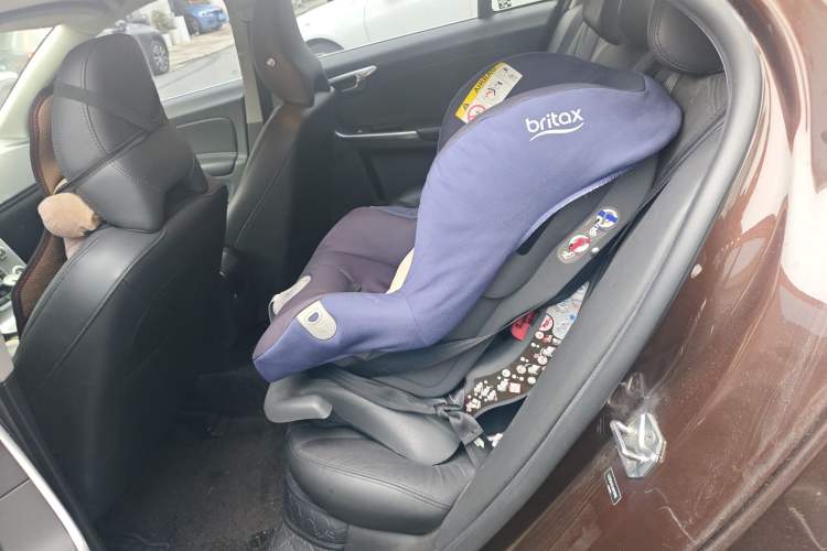 Used Volvo S60 2018 S60L T4 Smart & Ambitious Edition Interior 4