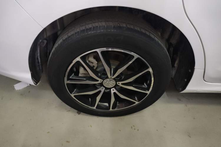 Used BYD Song MAX 2017 1.5T Automatic Smart Connect Luxury 7-Seater
