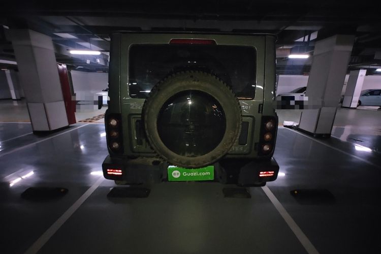 Used 212 T01 2024 2.0T Explorer
