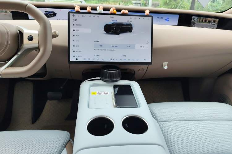 Used Avatr 07 2026 Max+ Pure-Electric Version Audio And AC Panel