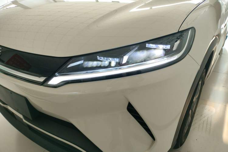 Used BYD Yuan UP 2025 Model 301KM Leading Version