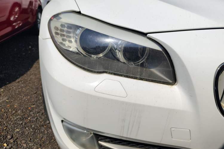 Used BMW 5 Series 2012 535Li Leading Model
