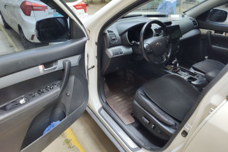 Used Kia Sorento 2013 2.4L 7-Seater Gasoline Comfort Version China IV Standard